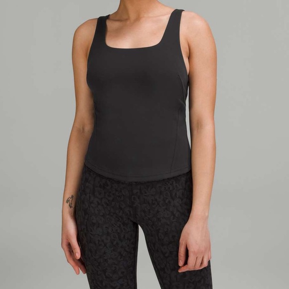 Lululemon Athletica InStill Black Sport Tank Top Size 8 - Picture 1 of 8